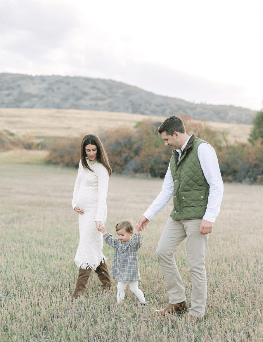 A Heartwarming Fall Family Session