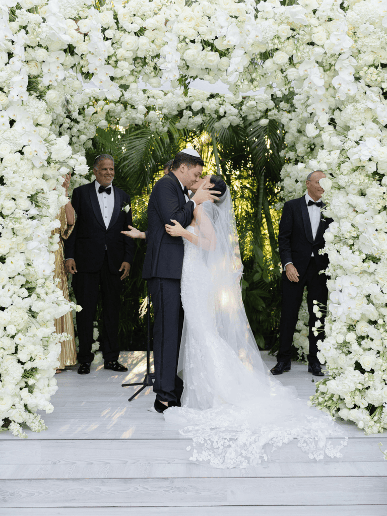 A Look Into A KT Merry Wedding Gallery Edited with REFINED Presets